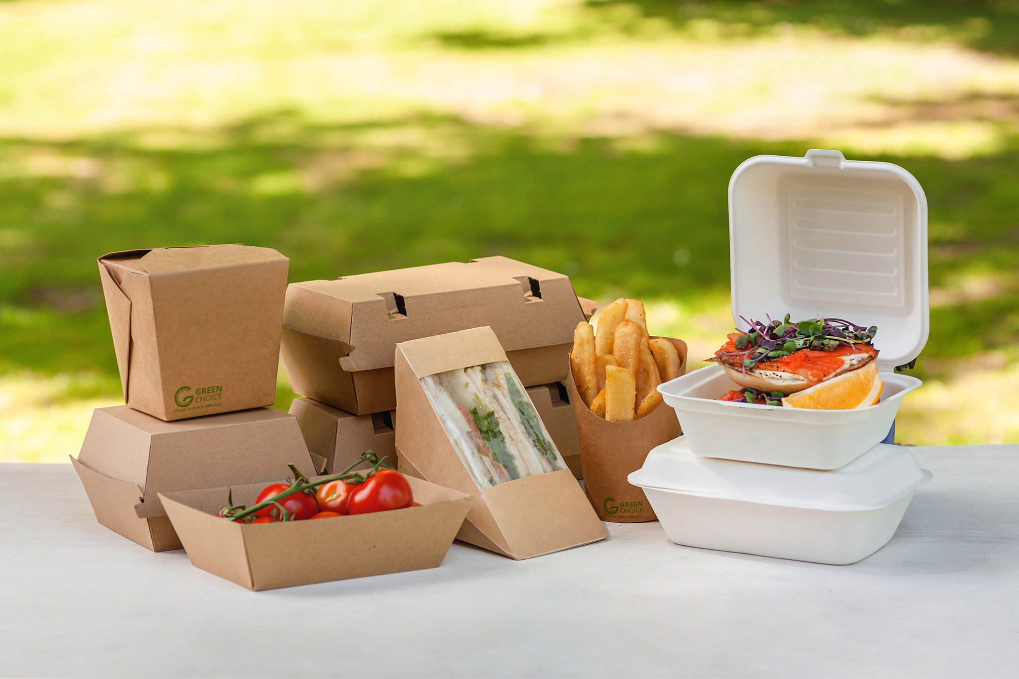 Mixed Green Choice takeaway food containers.