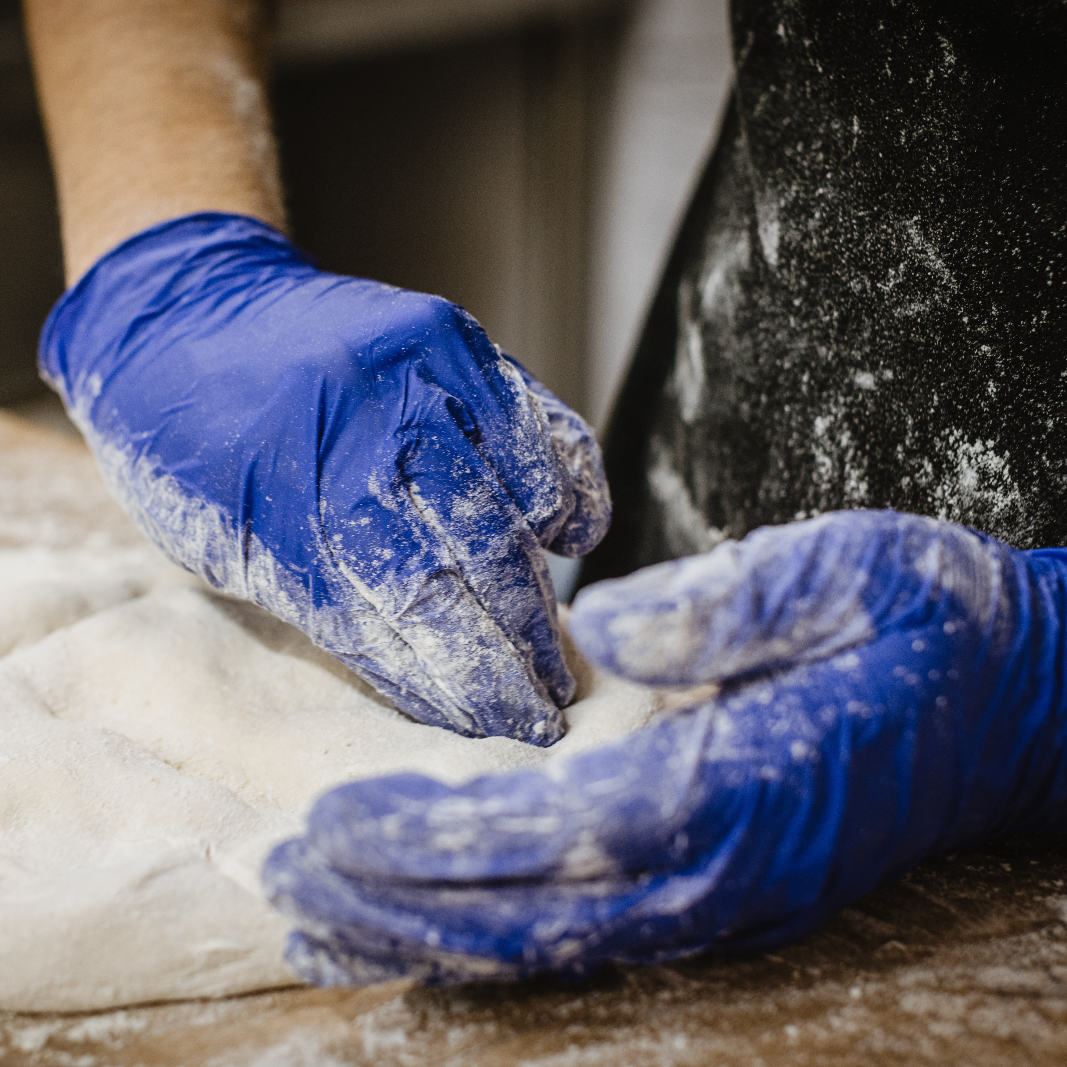 Cobalt Blue Nitrile Gloves in food prep